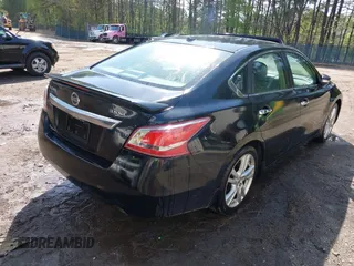 2013 Nissan Altima SL with VIN 1N4BL3AP1DC136290, listed as a IAAI auction lot 41981124 with 181,362 mi miles and . Bid and sale history available at DreamBid. Image 4.