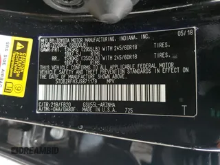 2018 Toyota Highlander LE z VIN 5TDBZRFH3JS871179, wystawiony jako Copart lot #59553235 z przebiegiem 130 069 mil mil oraz Szkoda całkowita • Salvage title. Historia ofert i sprzedaży dostępna na DreamBid. Obrazek 14.