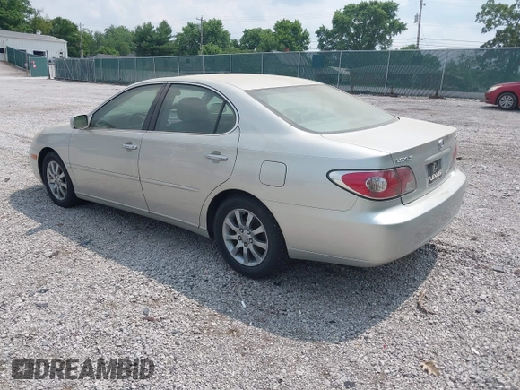 2004 Lexus ES 350 with VIN JTHBA30G245030547, listed as a IAAI auction lot 42482508 with 98,936 mi miles and . Bid and sale history available at DreamBid. Image 3.