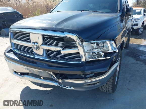 2009 Dodge 1500 Laramie z VIN 1D3HV13T09S758249, wystawiony jako IAAI lot #41923451 z przebiegiem 238 116 mil mil oraz . Historia ofert i sprzedaży dostępna na DreamBid. Obrazek 6.