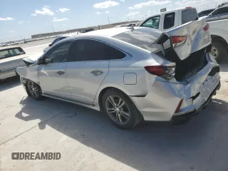 2018 Hyundai Sonata Limited with VIN 5NPE34AF9JH682131, listed as a Copart auction lot 49841385 with 132,617 mi miles and Clean Title. Bid and sale history available at carsss.com. Image 2.