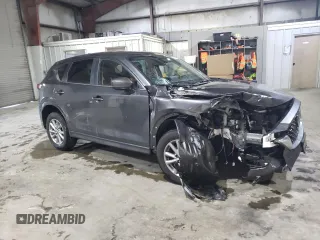 2025 Mazda CX-5 2.5 S Preferred Package with VIN JM3KFBCL5S0571972, listed as a Copart auction lot 43577985 with 3,363 mi miles and Salvage Title. Bid and sale history available at carsss.com. Image 4.
