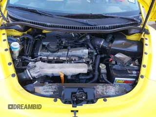2002 Volkswagen Beetle GLS with VIN 3VWCD21C82M449347, listed as a IAAI auction lot 39378845 with 155,038 mi miles and . Bid and sale history available at DreamBid. Image 10.