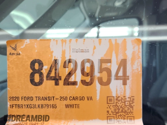 2020 Ford Transit Cargo z VIN 1FTBR1XG3LKB79165, wystawiony jako IAAI lot #42763042 z przebiegiem 140 992 mil mil oraz . Historia ofert i sprzedaży dostępna na DreamBid. Obrazek 38.