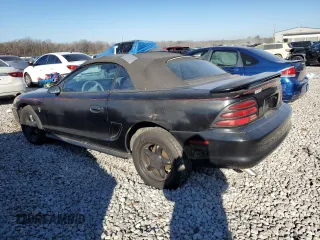 1995 Ford Mustang with VIN 1FALP4448SF190214, listed as a Copart auction lot 88810045 with 215,606 mi miles and Clean title. Bid and sale history available at DreamBid. Image 2.