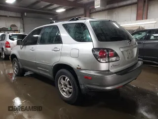 2002 Lexus RX 300 with VIN JTJHF10U420257656, listed as a Copart auction lot 77588804 with 263,582 mi miles and Salvage Title. Bid and sale history available at carsss.com. Image 2.