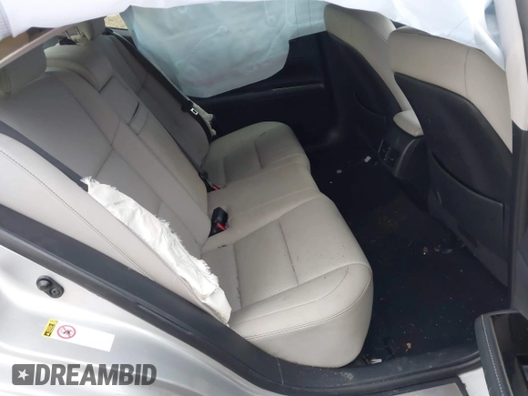 2016 Lexus ES 300h z VIN JTHBW1GGXG2109451, wystawiony jako IAAI lot #41168128 z przebiegiem 101 603 mil mil oraz . Historia ofert i sprzedaży dostępna na DreamBid. Obrazek 8.