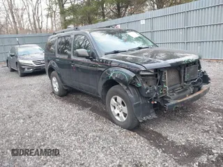 2010 Nissan Pathfinder SE with VIN 5N1AR1NB9AC626541, listed as a IAAI auction lot 41674872 with 187,694 mi miles. Bid and sale history available at carsss.com. Image 1.