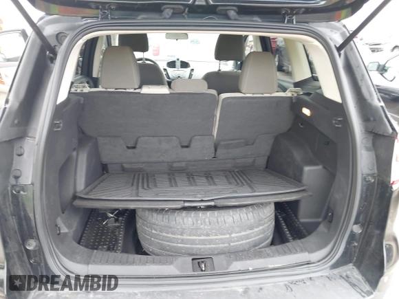 2013 Ford Escape SE z VIN 1FMCU9GX0DUB85914, wystawiony jako IAAI lot #42161300 z przebiegiem 185 255 mil mil oraz . Historia ofert i sprzedaży dostępna na DreamBid. Obrazek 17.