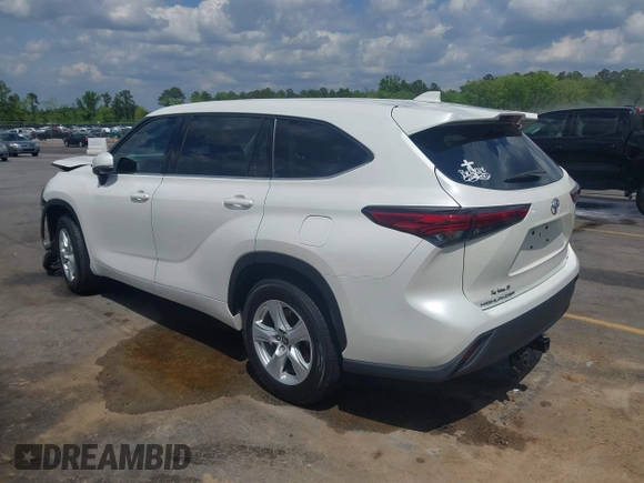 2021 Toyota Highlander L with VIN 5TDZZRAH7MS516123, listed as a IAAI auction lot 42010742 with 63,299 mi miles and . Bid and sale history available at DreamBid. Image 3.