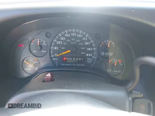 2001 Chevrolet Express with VIN 1GAHG39R811190636, listed as a IAAI auction lot 41397919 with 92,927 mi miles. Bid and sale history available at carsss.com. Image 7.