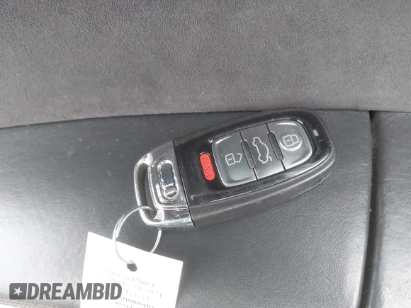 2011 Audi A8 z VIN WAURVAFDXBN026102, wystawiony jako IAAI lot #39096660 z przebiegiem 151 060 mil mil oraz . Historia ofert i sprzedaży dostępna na DreamBid. Obrazek 11.