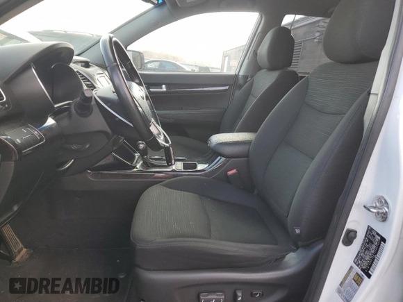 2014 Kia Sorento LX with VIN 5XYKTDA71EG474253, listed as a Copart auction lot 43668595 with 162,981 mi miles and Clean Title. Bid and sale history available at carsss.com. Image 7.