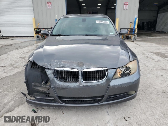 2006 BMW 3 Series 330i with VIN WBAVB33566PS06929, listed as a Copart auction lot 46789425 with 232,843 mi miles and Salvage title. Bid and sale history available at DreamBid. Image 5.