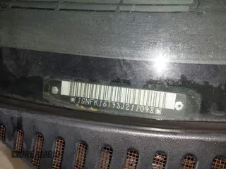 2003 Chevrolet Suburban LS z VIN 1GNFK16T93J211098, wystawiony jako IAAI lot #41494713 z przebiegiem 366 222 mil mil oraz . Historia ofert i sprzedaży dostępna na DreamBid. Obrazek 9.