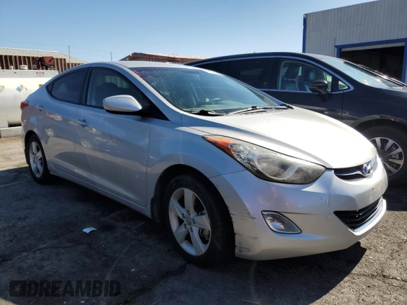 2013 Hyundai Elantra GLS с VIN KMHDH4AE2DU922016, выставлен на аукционе Copart как лот 55094225 с пробегом 43 784 миль миль и Списание • Salvage title. История ставок и продаж доступна на DreamBid. Изображение 4.