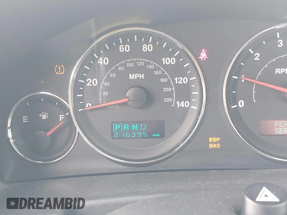 2007 Jeep Commander Sport with VIN 1J8HG48K77C556917, listed as a IAAI auction lot 42659784 with 216,395 mi miles and . Bid and sale history available at DreamBid. Image 16.