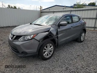 2017 Nissan Rogue SV with VIN JN1BJ1CR9HW142929, listed as a Copart auction lot 65272155 with 112,907 mi miles and Salvage title. Bid and sale history available at DreamBid. Image 1.