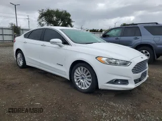 2013 Ford Fusion SE Hybrid with VIN 3FA6P0LU8DR178609, listed as a Copart auction lot 54911025 with 184,795 mi miles and Clean Title. Bid and sale history available at carsss.com. Image 4.