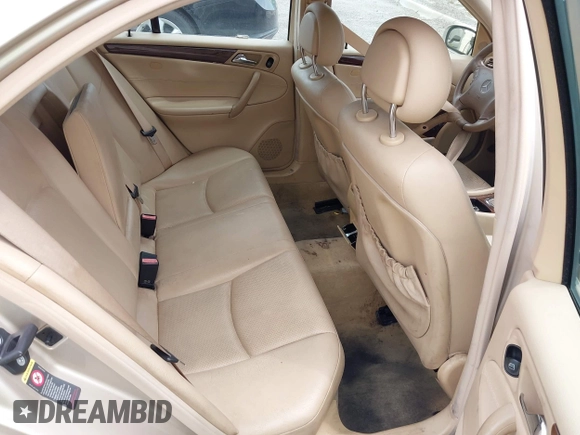 2003 Mercedes-Benz C 240 z VIN WDBRF61J43E013131, wystawiony jako IAAI lot #42036541 z przebiegiem Nie podano mil oraz . Historia ofert i sprzedaży dostępna na DreamBid. Obrazek 8.
