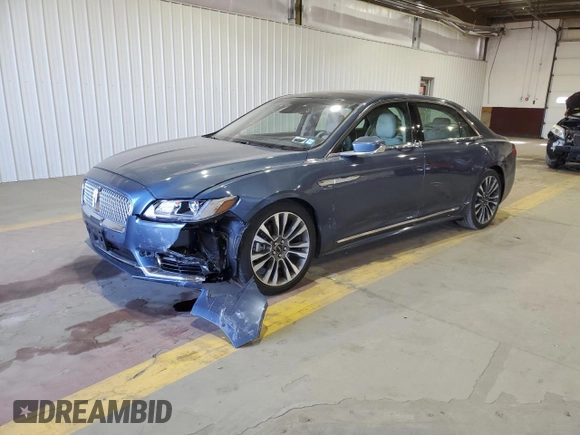 2019 Lincoln Continental Reserve with VIN 1LN6L9NPXK5607469, listed as a Copart auction lot 79840484 with 39,270 mi miles and Salvage Title. Bid and sale history available at carsss.com. Image 1.