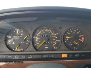 1990 Mercedes-Benz 300 with VIN WDBCA25D0LA538034, listed as a Copart auction lot 81262894 with 49,139 mi miles and Clean Title. Bid and sale history available at DreamBid. Image 9.