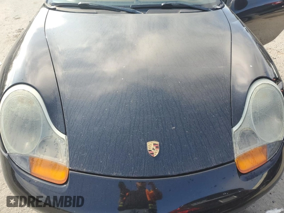 2001 Porsche Boxster z VIN WP0CA29881U625688, wystawiony jako Copart lot #43983695 z przebiegiem Nie podano mil oraz Szkoda całkowita • Salvage title. Historia ofert i sprzedaży dostępna na DreamBid. Obrazek 11.