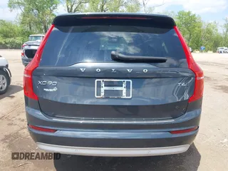 2022 Volvo XC90 Momentum z VIN YV4A22PK2N1782723, wystawiony jako IAAI lot #42200122 z przebiegiem 26 528 mil mil oraz . Historia ofert i sprzedaży dostępna na DreamBid. Obrazek 16.