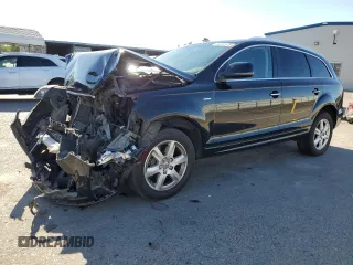 2015 Audi Q7 Premium с VIN WA1CGAFE1FD008640, выставлен на аукционе Copart как лот 64231175 с пробегом Не указан миль и Списание • Salvage title. История ставок и продаж доступна на DreamBid. Изображение 1.