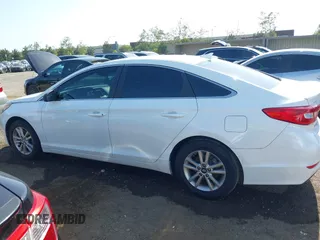 2016 Hyundai Sonata SE with VIN 5NPE24AF7GH304546, listed as a IAAI auction lot 42218425 with 153,619 mi miles and . Bid and sale history available at carsss.com. Image 14.