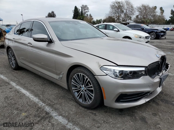 2019 BMW 5 Series 530i with VIN WBAJA5C52KBX46752, listed as a Copart auction lot 43360855 with 17,974 mi miles and Salvage Title. Bid and sale history available at carsss.com. Image 4.