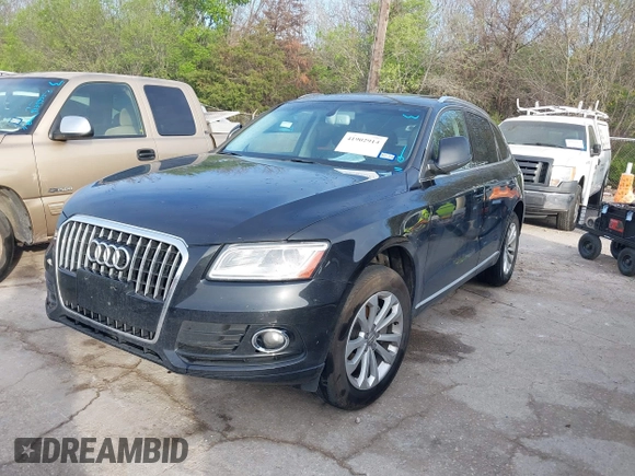 2014 Audi Q5 Premium Plus with VIN WA1LFAFP2EA094299, listed as a IAAI auction lot 41902914 with 131,422 mi miles. Bid and sale history available at carsss.com. Image 17.