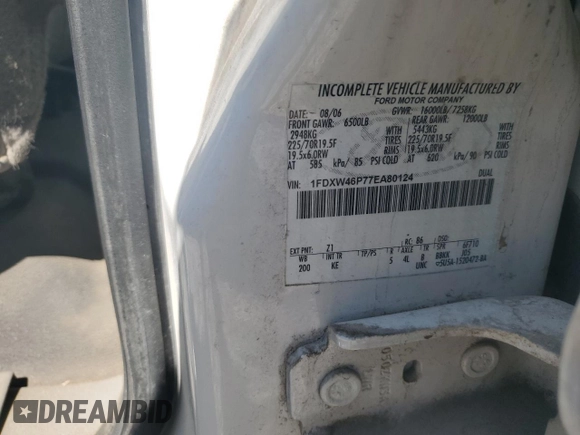 2007 Ford F-450 XL с VIN 1FDXW46P77EA80124, выставлен на аукционе Copart как лот 68305404 с пробегом Не указан миль и Списание • Salvage title. История ставок и продаж доступна на DreamBid. Изображение 12.
