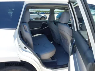 2012 Toyota RAV4 Limited z VIN 2T3DK4DV5CW078136, wystawiony jako IAAI lot #42220172 z przebiegiem 174 518 mil mil oraz . Historia ofert i sprzedaży dostępna na DreamBid. Obrazek 8.