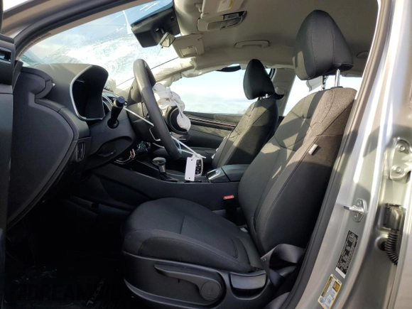 2024 Hyundai Tucson SE with VIN 5NMJACDE9RH397553, listed as a Copart auction lot 81693654 with 4,032 mi miles and Salvage Title. Bid and sale history available at carsss.com. Image 7.
