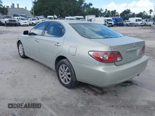 2002 Lexus ES 300 with VIN JTHBF30GX25001537, listed as a IAAI auction lot 42766480 with 110,256 mi miles and . Bid and sale history available at DreamBid. Image 3.