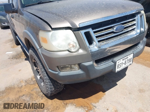 2007 Ford Explorer Sport Trac XLT with VIN 1FMEU31K07UA18489, listed as a IAAI auction lot 42500261 with 259,887 mi miles and . Bid and sale history available at DreamBid. Image 6.