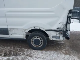 2015 Ford Transit с VIN 1FTBW2CM0FKA39962, выставлен на аукционе IAAI как лот 41370832 с пробегом 110 543 миль миль и . История ставок и продаж доступна на DreamBid. Изображение 6.
