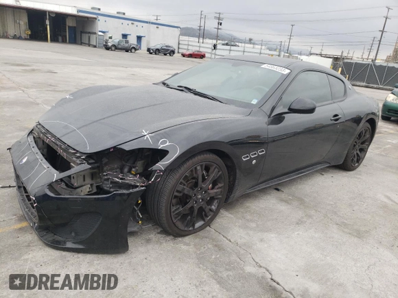 2017 Maserati GranTurismo Sport z VIN ZAM45VLA0H0214479, wystawiony jako Copart lot #54863233 z przebiegiem 63 675 mil mil oraz . Historia ofert i sprzedaży dostępna na DreamBid. Obrazek 1.
