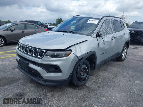 2024 Jeep Compass Latitude with VIN 3C4NJDBN6RT109646, listed as a IAAI auction lot 42017663 with 17,239 mi miles. Bid and sale history available at carsss.com. Image 2.