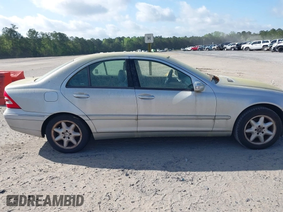 2004 Mercedes-Benz C 320 with VIN WDBRF64J04F551588, listed as a IAAI auction lot 41971774 with 184,594 mi miles and . Bid and sale history available at DreamBid. Image 13.