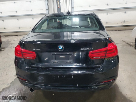 2018 BMW 3 Series 320i xDrive with VIN WBA8A3C59JA357713, listed as a Copart auction lot 42539945 with 0 mi miles and Salvage Title. Bid and sale history available at carsss.com. Image 6.