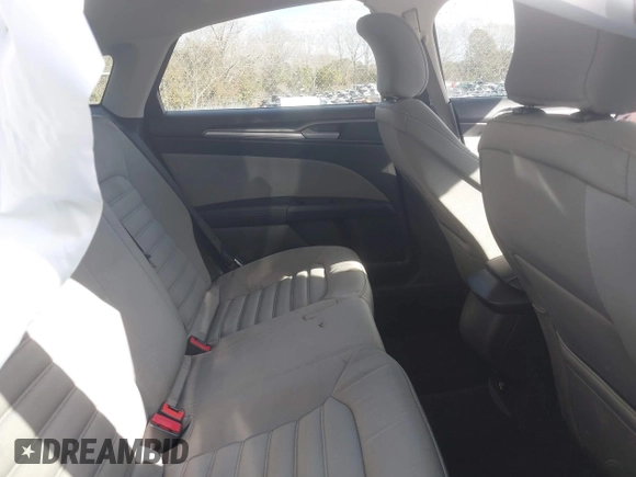 2015 Ford Fusion S Hybrid with VIN 3FA6P0UU9FR283189, listed as a IAAI auction lot 41632307 with 152,653 mi miles. Bid and sale history available at carsss.com. Image 8.