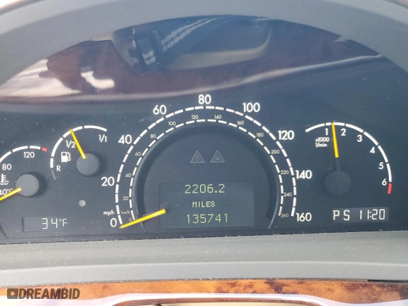 2003 Mercedes-Benz S-Class 5.0L with VIN WDBNG84J63A377870, listed as a Copart auction lot 83422494 with 135,741 mi miles and Salvage Title. Bid and sale history available at carsss.com. Image 9.