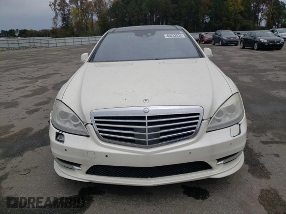 2012 Mercedes-Benz S 550 with VIN WDDNG9EB0CA415646, listed as a Copart auction lot 80232034 with 130,113 mi miles and Salvage Title. Bid and sale history available at DreamBid. Image 5.