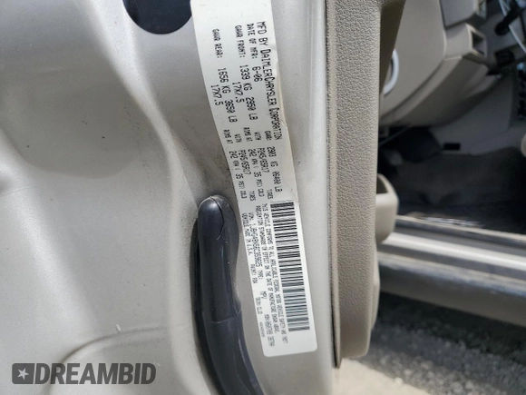 2006 Jeep Commander with VIN 1J8HG48N56C359625, listed as a Copart auction lot 60334415 with 162,035 mi miles and Clean title. Bid and sale history available at DreamBid. Image 13.