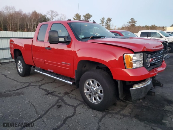 2013 GMC Sierra 2500HD SLE with VIN 1GT220CG8DZ396756, listed as a Copart auction lot 83206494 with 0 mi miles and Salvage Title. Bid and sale history available at carsss.com. Image 4.
