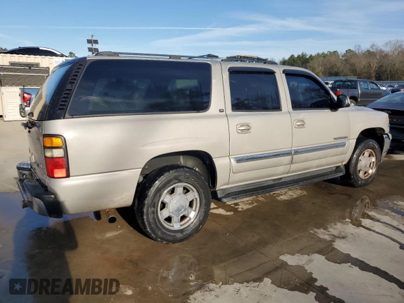2006 GMC Yukon XL SLT with VIN 1GKEC16Z66J125150, listed as a Copart auction lot 88676205 with 211,564 mi miles and Salvage Title. Bid and sale history available at carsss.com. Image 3.