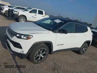 2024 Jeep Compass Limited z VIN 3C4NJDCN7RT100839, wystawiony jako IAAI lot #42714163 z przebiegiem 37 347 mil mil oraz . Historia ofert i sprzedaży dostępna na DreamBid. Obrazek 14.