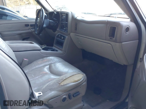 2006 Chevrolet Tahoe Z71 with VIN 1GNEK13T16R145104, listed as a IAAI auction lot 41364369 with 263,864 mi miles. Bid and sale history available at carsss.com. Image 5.